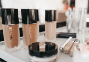 Natural-looking Foundation and Concealer Techniques