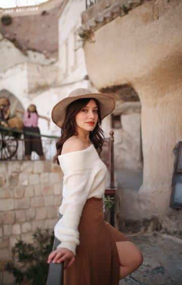 Youthful Grace: Strategies for Aging with Elegance