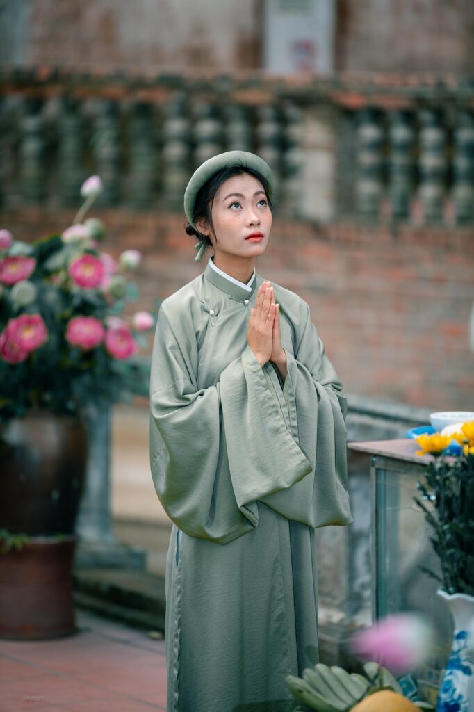 Foods to Eat to Look Younger for Radiant Skin