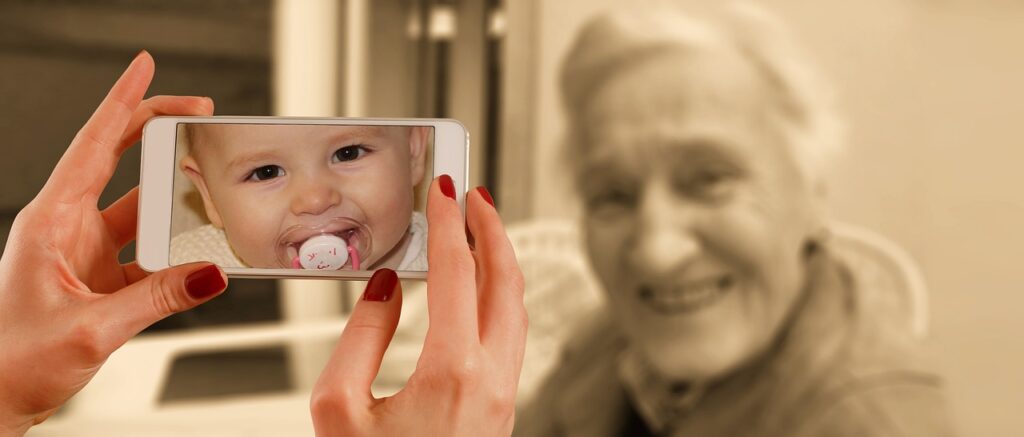 How to Get a Younger Looking Face Naturally