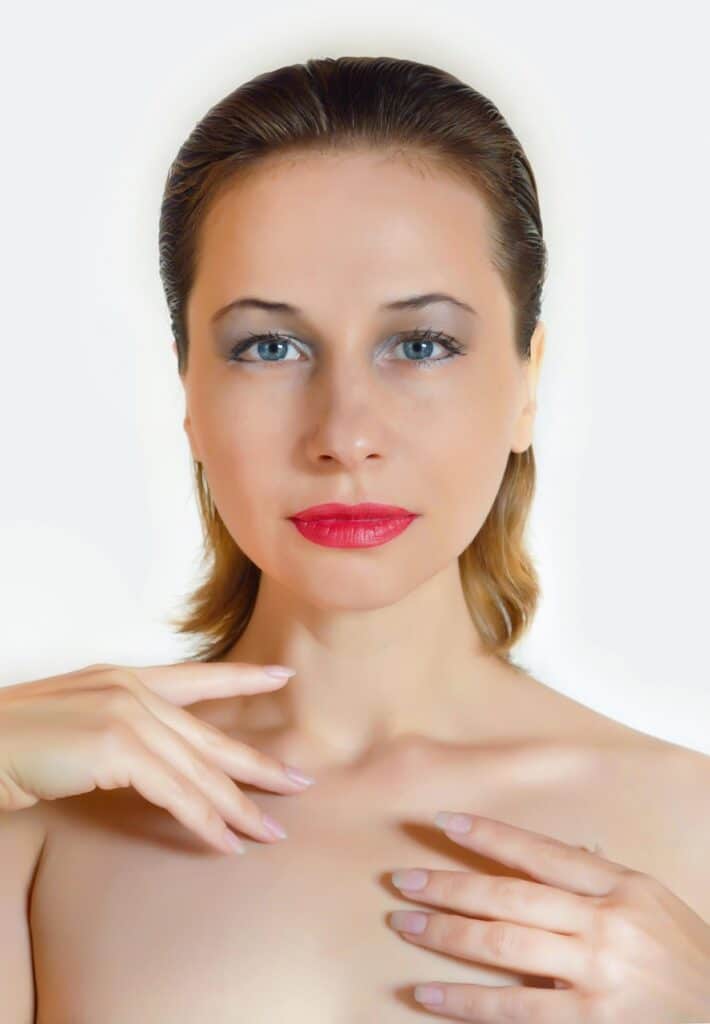 How to Make a Young Face Shine Naturally